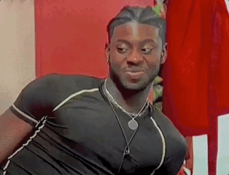 Side-Eye Judging – Neo Akpofure “Knowing the Tea” Reaction